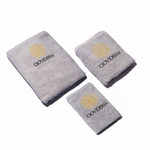Komplet ręczników Popiel 3 szt. z Twoim Logo